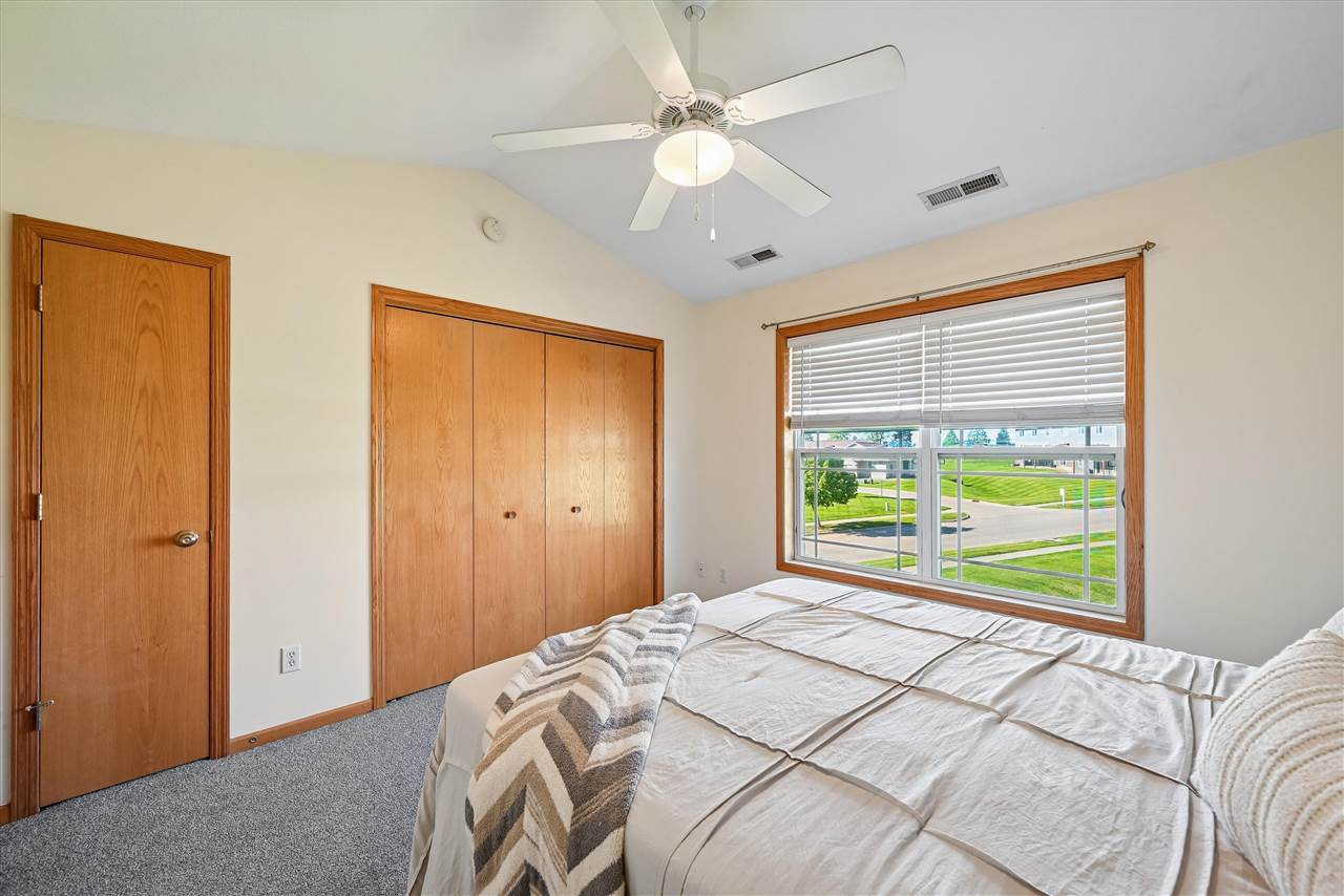 3740 SW 37th Avenue Cedar Rapids IA 52404