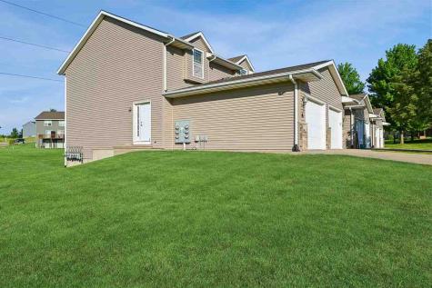3740 SW 37th Avenue Cedar Rapids IA 52404