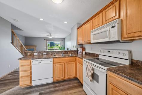 3740 SW 37th Avenue Cedar Rapids IA 52404