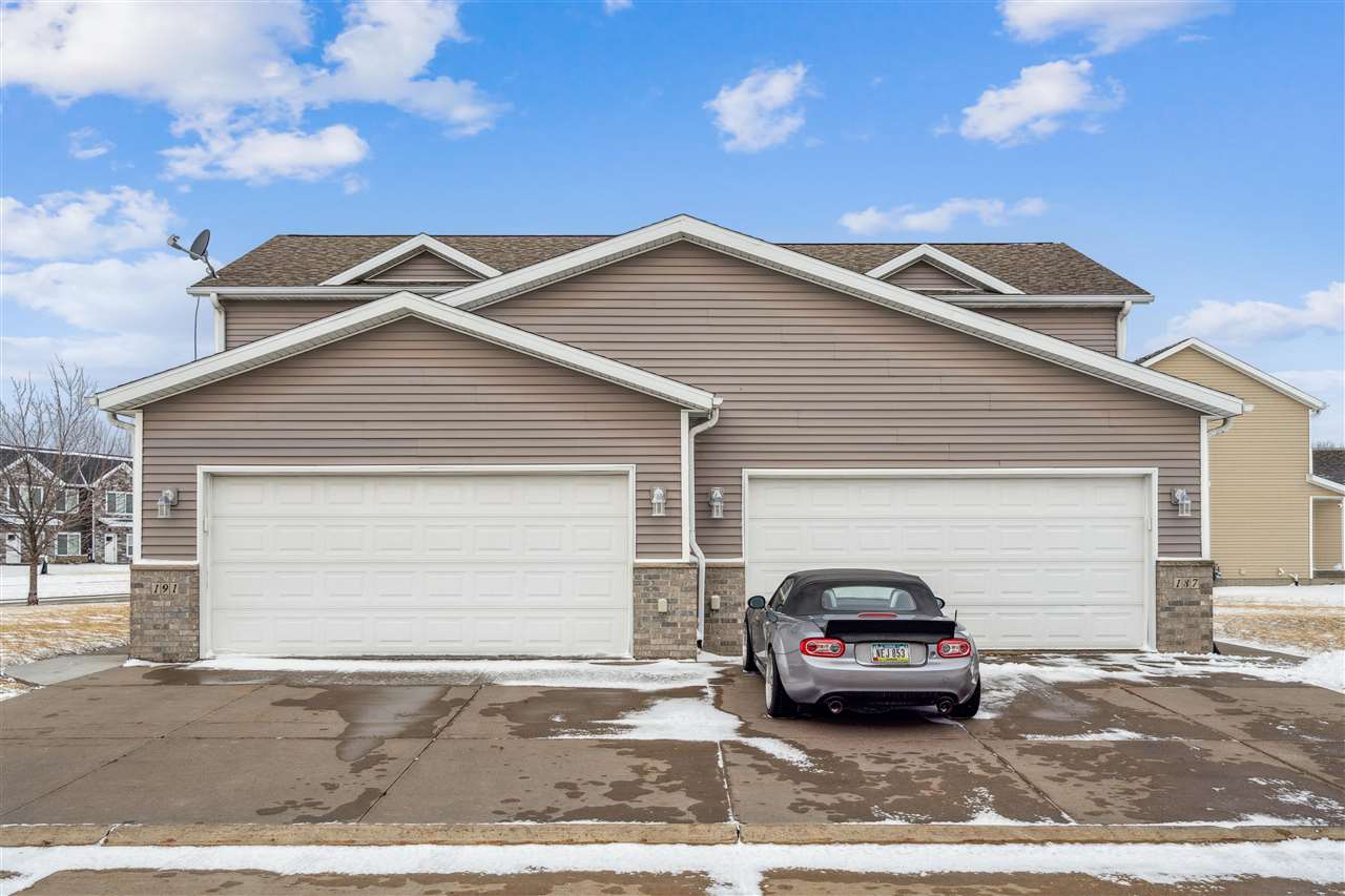 191 Alydar Drive North Liberty IA 52317