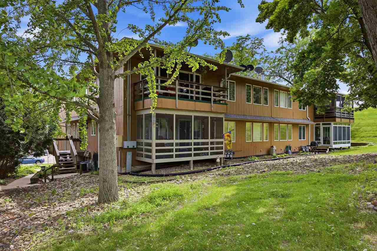 1726 Pikes Peak Court NE Cedar Rapids IA 52402