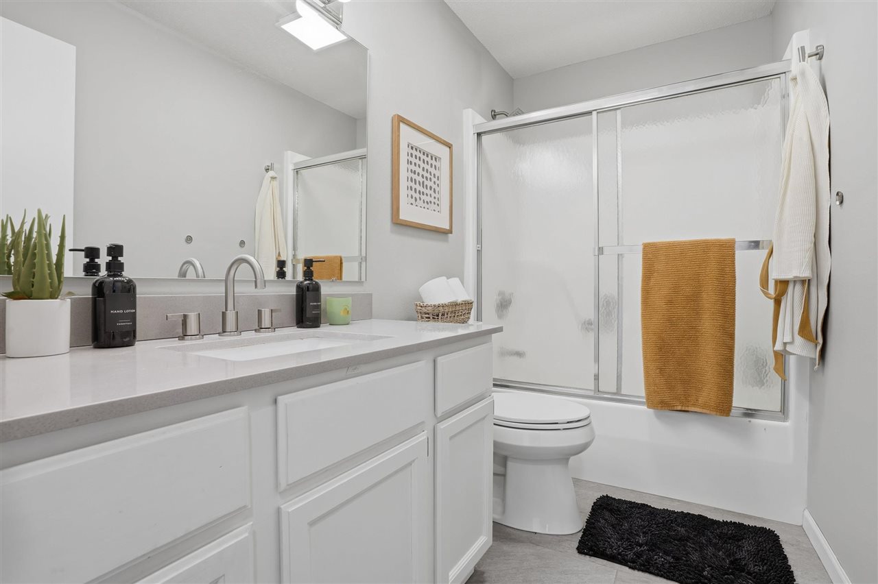 2382 Willowbrooke Lane Iowa City IA 52246