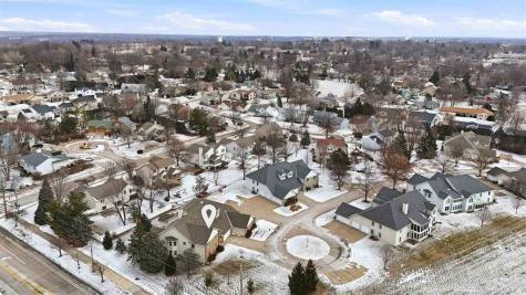 2382 Willowbrooke Lane Iowa City IA 52246