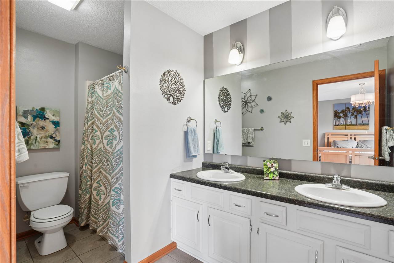 1342 Oxford Place Iowa City IA 52240