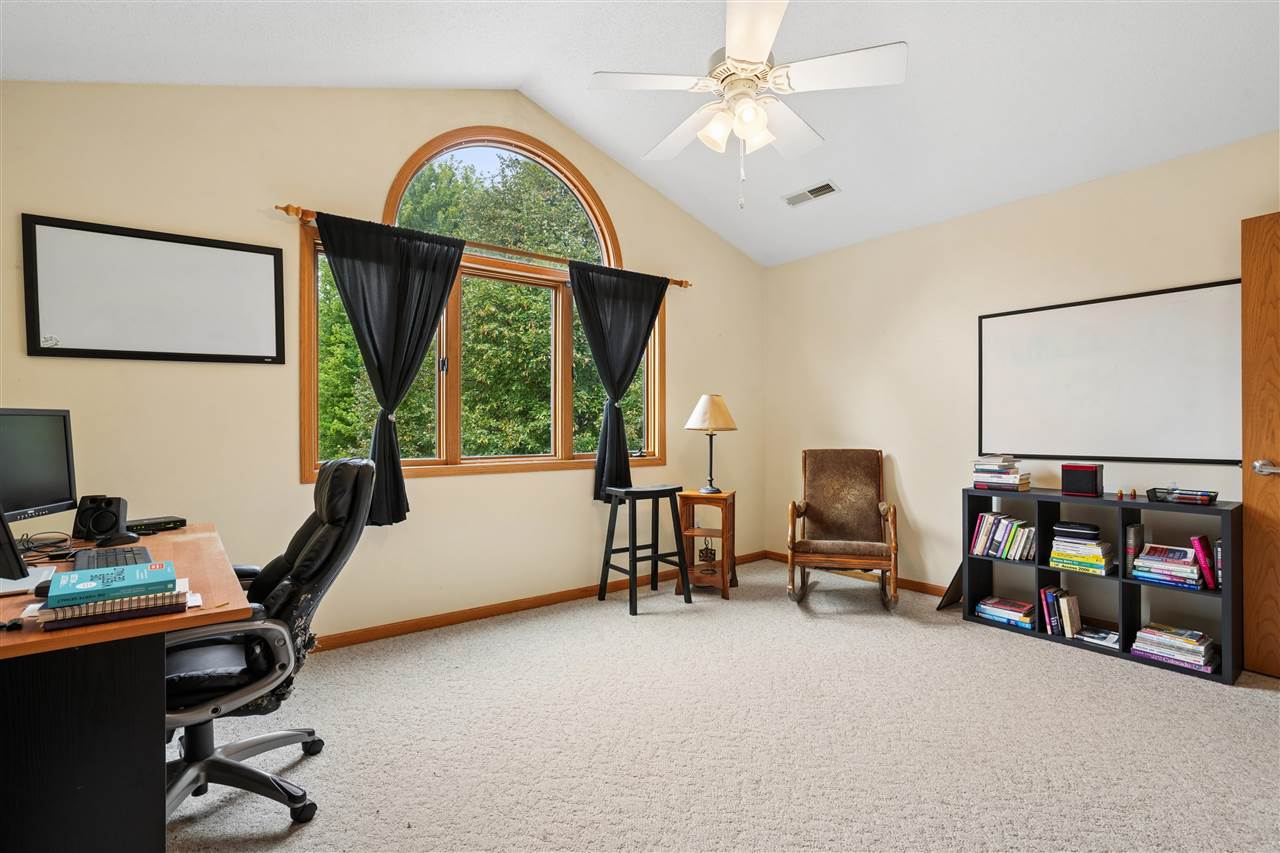 1342 Oxford Place Iowa City IA 52240