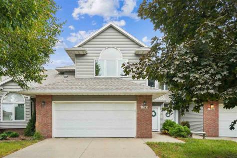 1342 Oxford Place Iowa City IA 52240