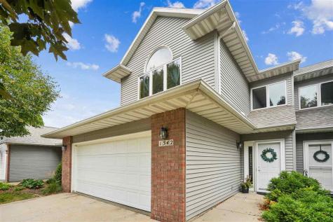 1342 Oxford Place Iowa City IA 52240