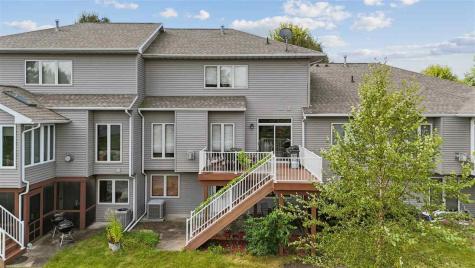 1342 Oxford Place Iowa City IA 52240