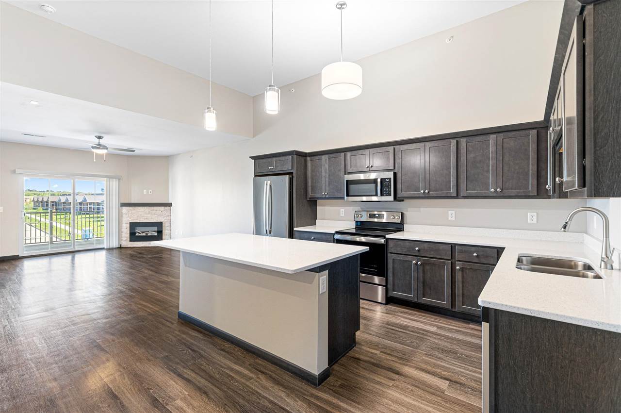 2877 Spring Rose Circle #203 Coralville IA 52241