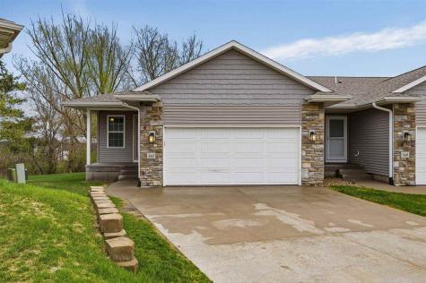 562 Meadow Oak Circle Fairfax IA 52228