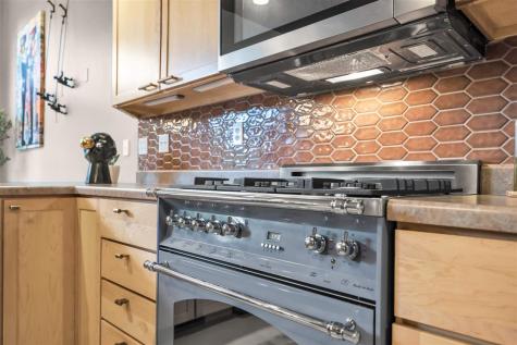 3418 Stoneview Circle SW Cedar Rapids IA 52404