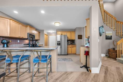 3418 Stoneview Circle SW Cedar Rapids IA 52404