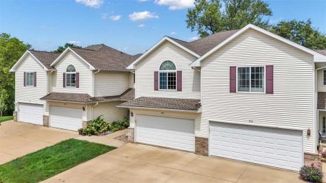 3418 Stoneview Circle SW Cedar Rapids IA 52404