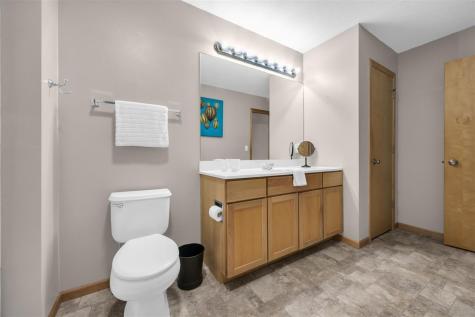 3418 Stoneview Circle SW Cedar Rapids IA 52404