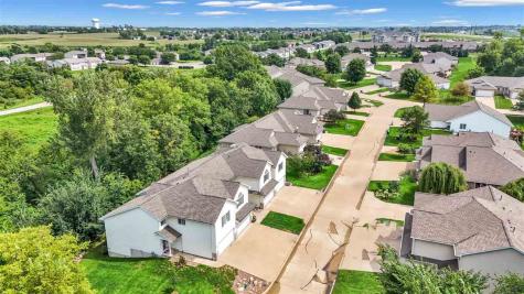 3418 Stoneview Circle SW Cedar Rapids IA 52404