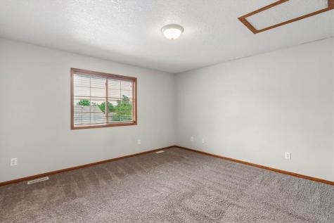 427 W Zeller Street North Liberty IA 51357