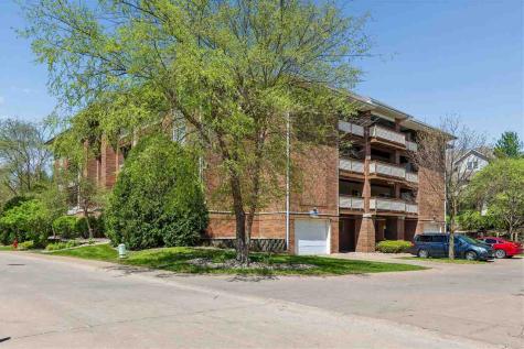 2592 Cascade Lane Iowa City IA 52246