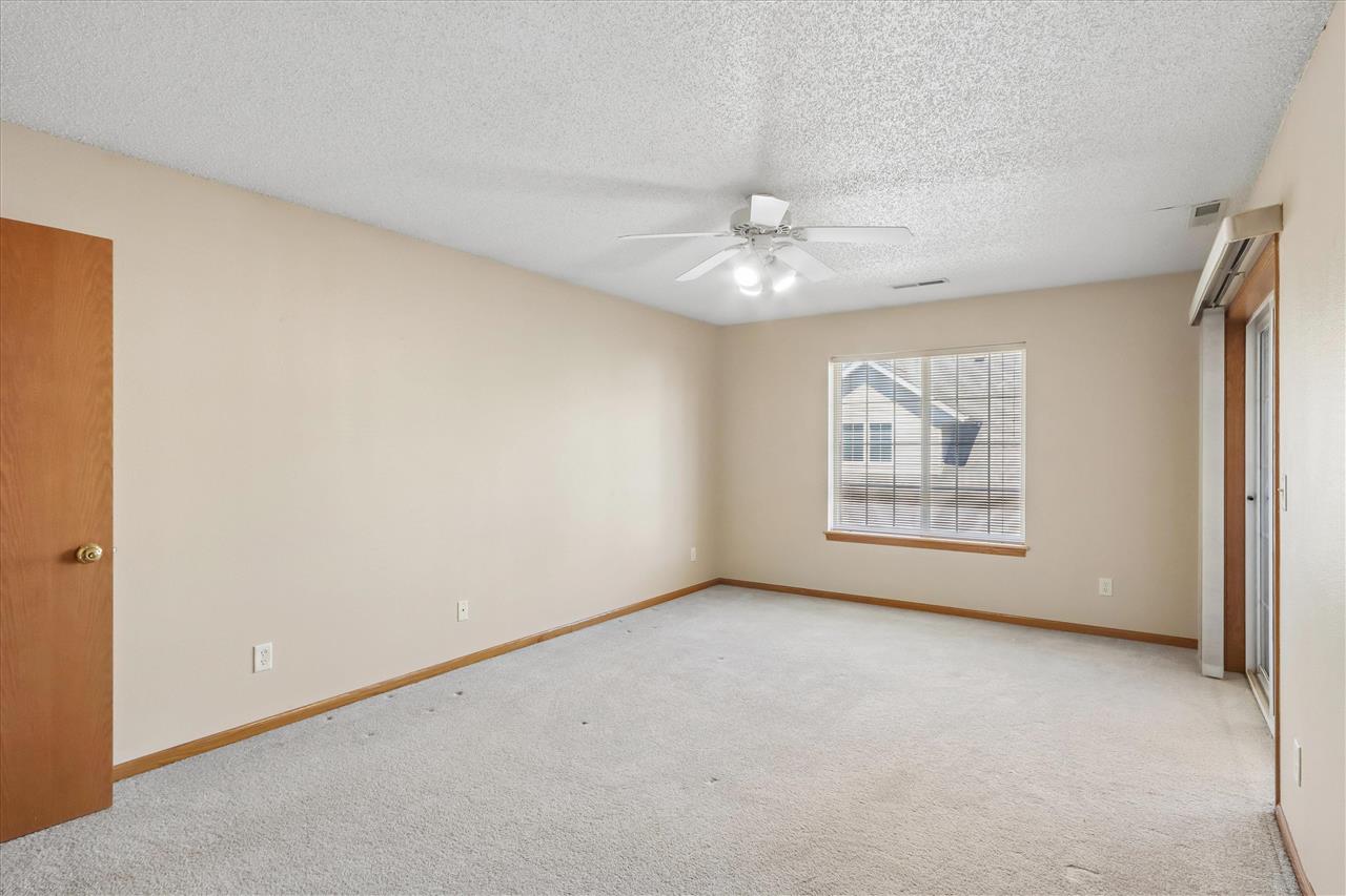 2592 Cascade Lane Iowa City IA 52246