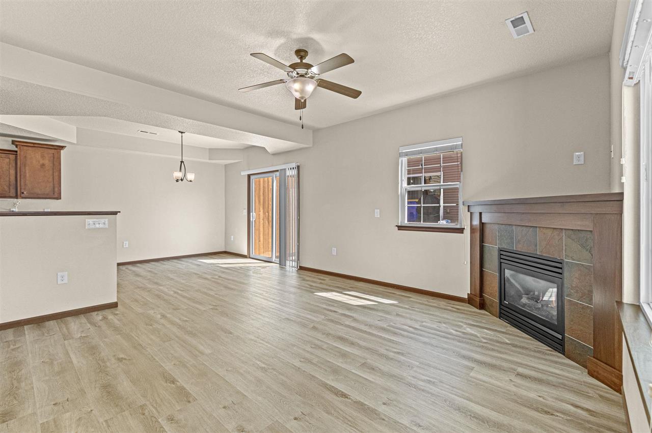 1538 Burr Drive North Liberty IA 52317