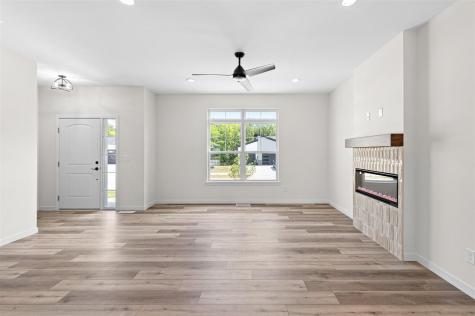 4460 Deer Creek Road Iowa City IA 52246