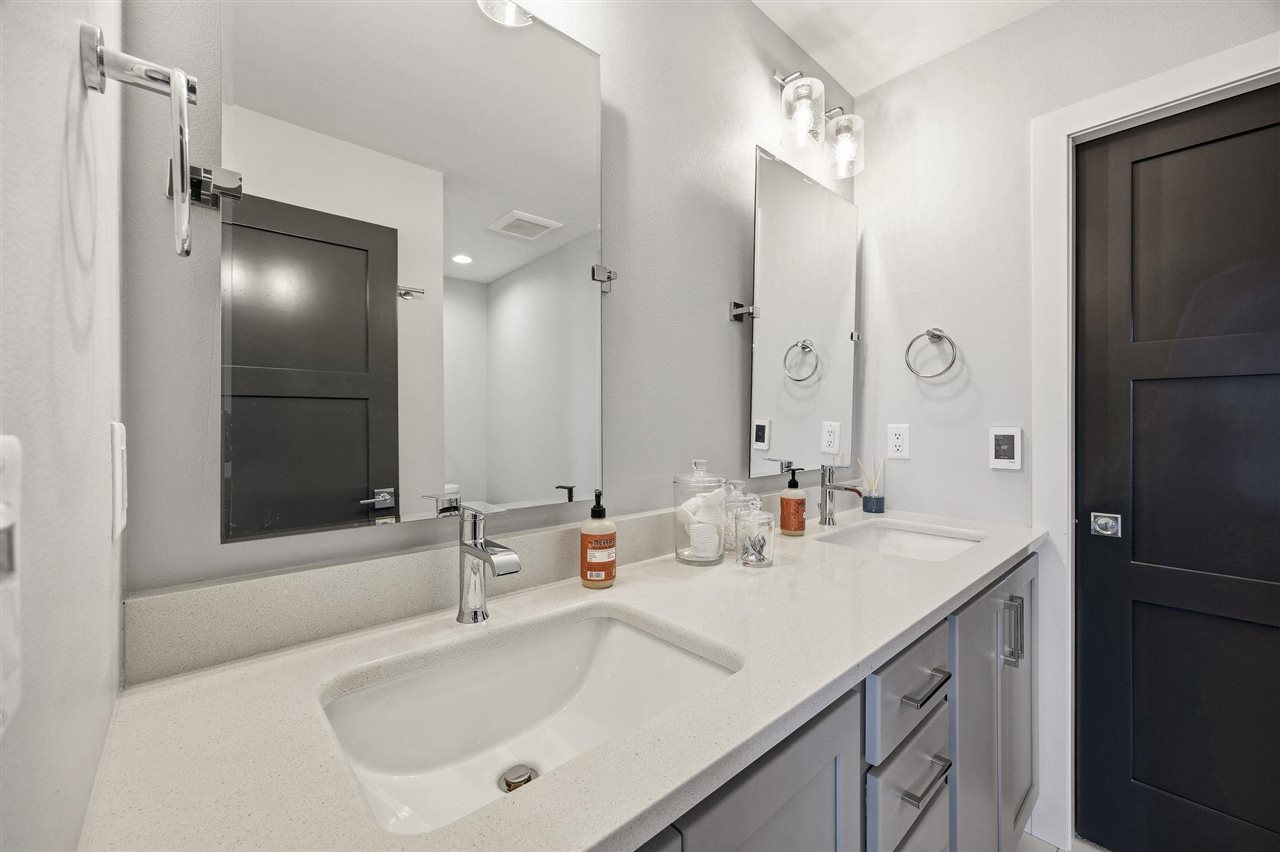 1003 Dubs Drive Iowa City IA 52246
