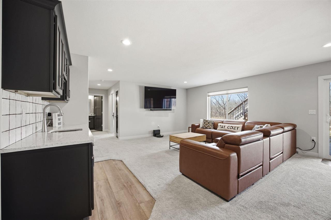 1003 Dubs Drive Iowa City IA 52246