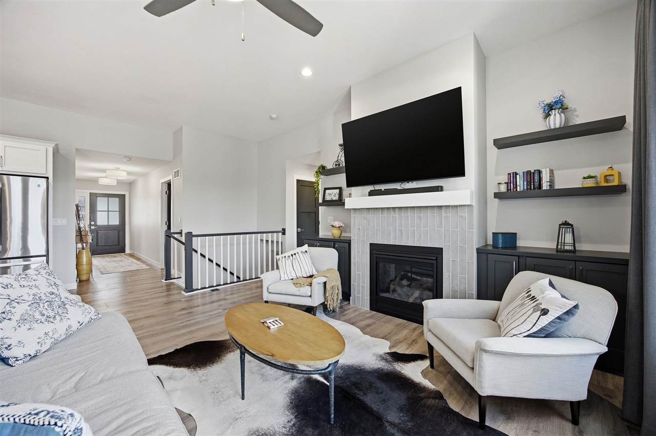 1003 Dubs Drive Iowa City IA 52246