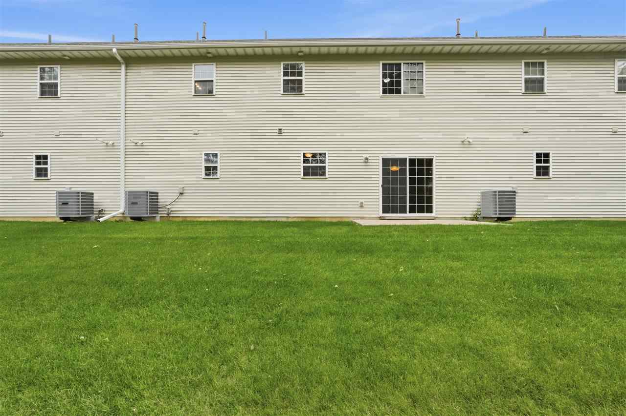 1694 Burr Drive North Liberty IA 52317