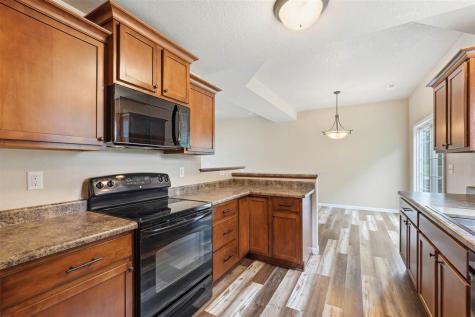 1694 Burr Drive North Liberty IA 52317