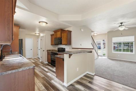 1694 Burr Drive North Liberty IA 52317