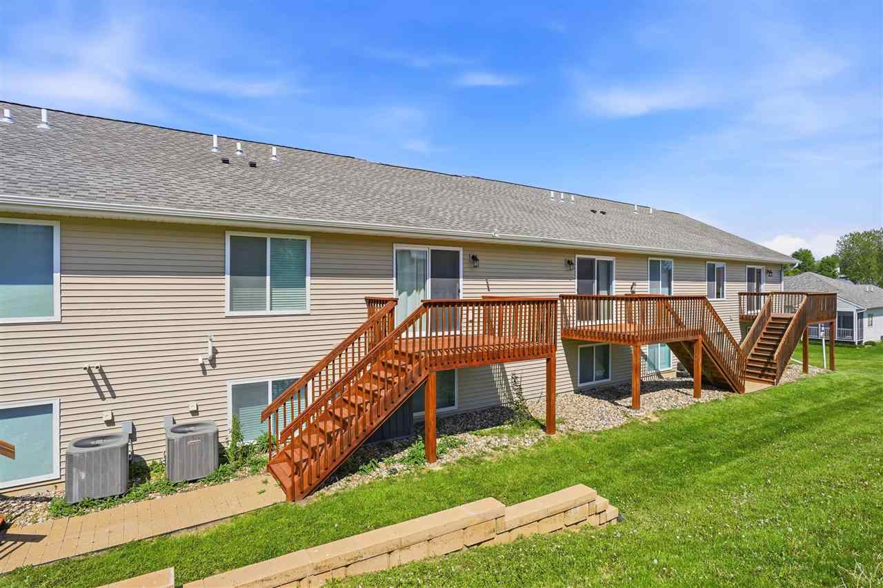 604 Riley Lane West Branch IA 52358