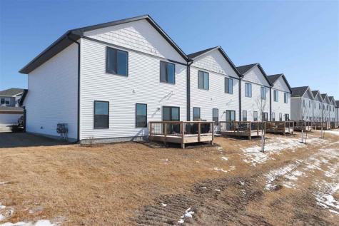 1673 Aspen Court North Liberty IA 52317