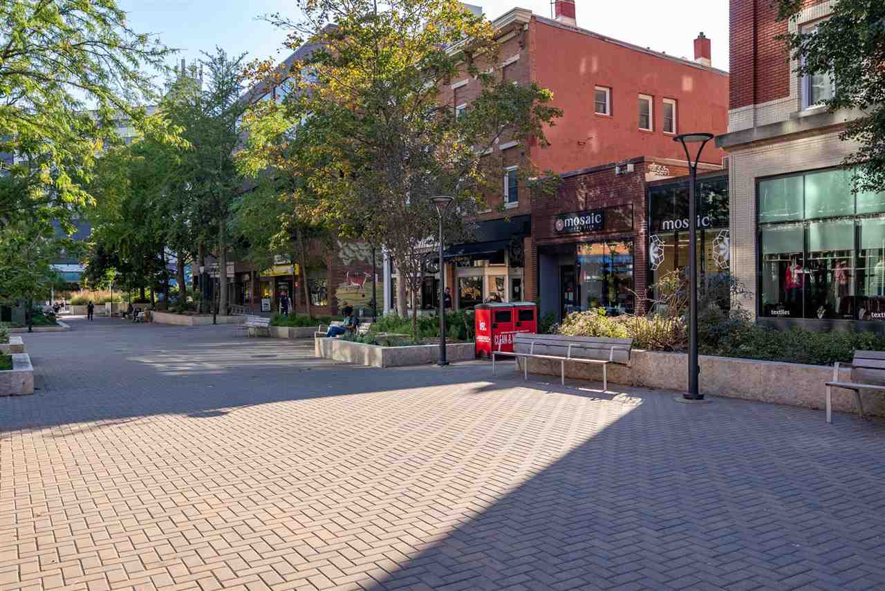 201 E Washington Street Iowa City IA 52240