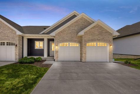 2886 Crimson Lane Coralville IA 52241