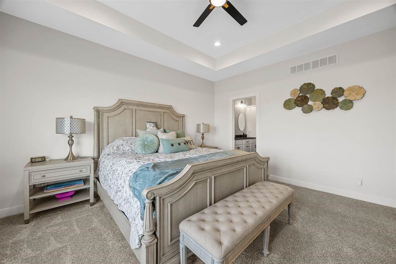 2886 Crimson Lane Coralville IA 52241