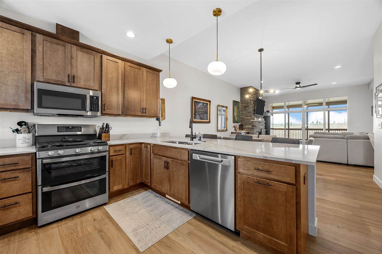2886 Crimson Lane Coralville IA 52241
