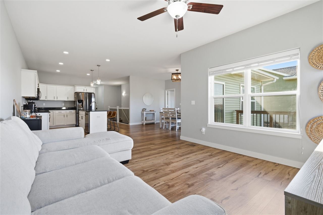 320 Amy Street Swisher IA 52338-9479