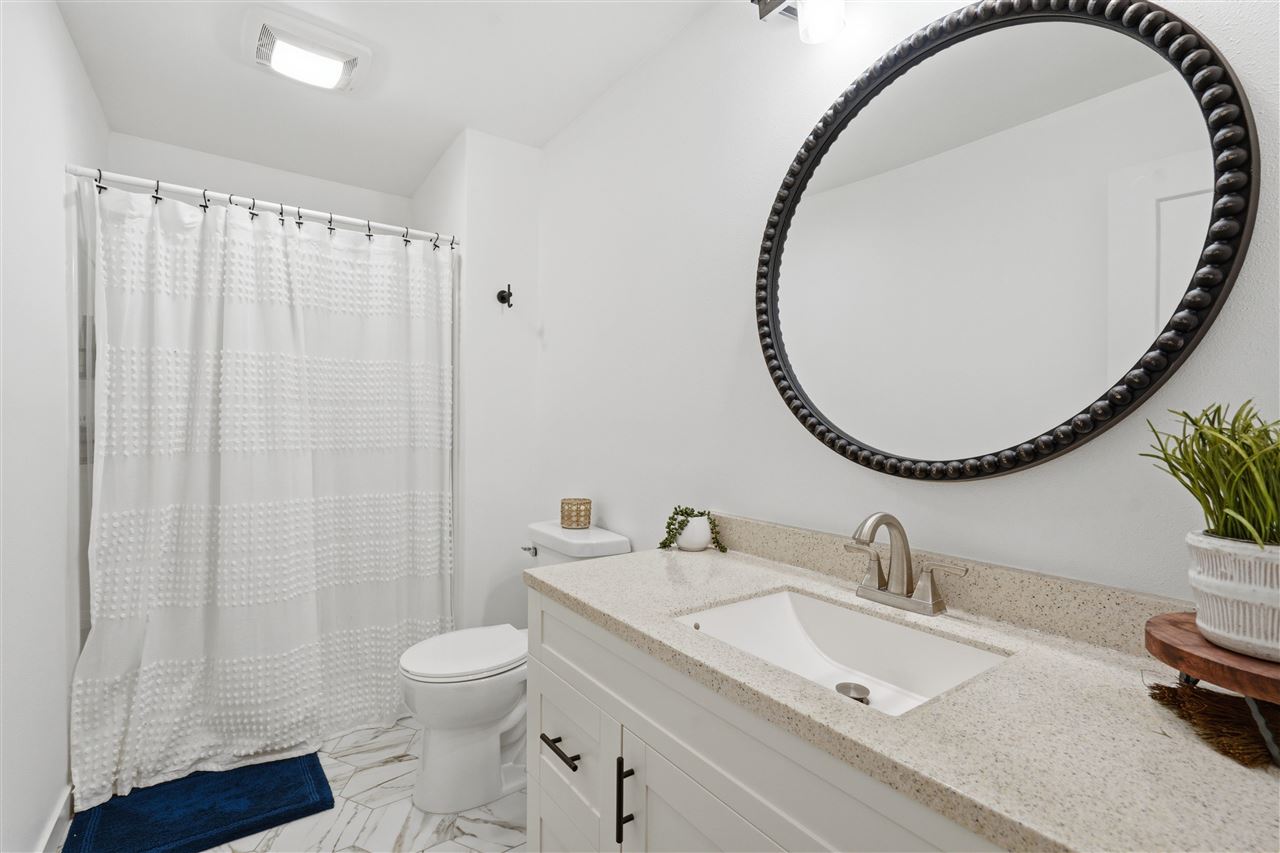 320 Amy Street Swisher IA 52338-9479