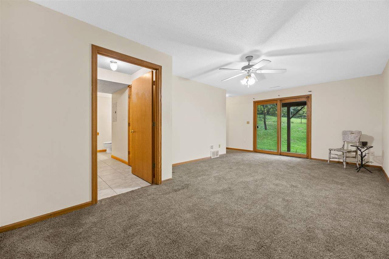 909 Dover Street Iowa City IA 52245