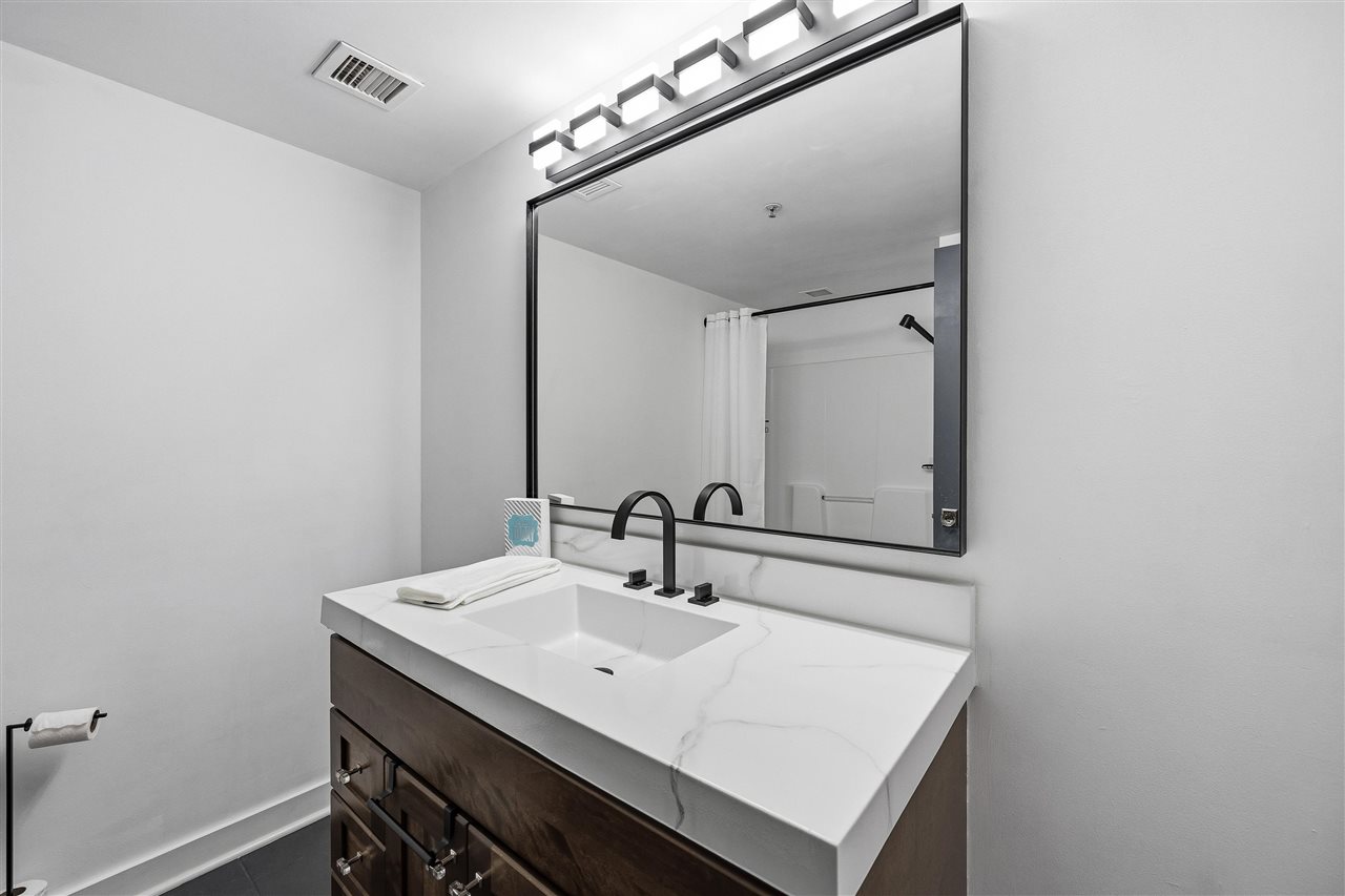 905 3rd Street SE Cedar Rapids IA 52401