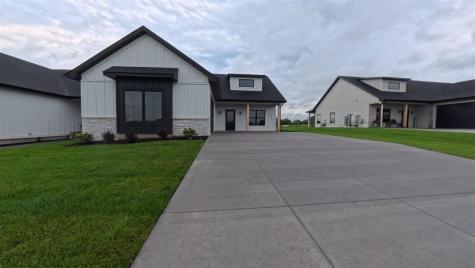 1007 Millie Lane North Liberty IA 52317