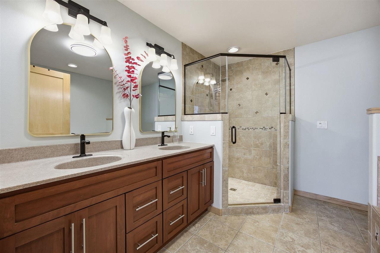 235 Holiday Road Coralville IA 52241