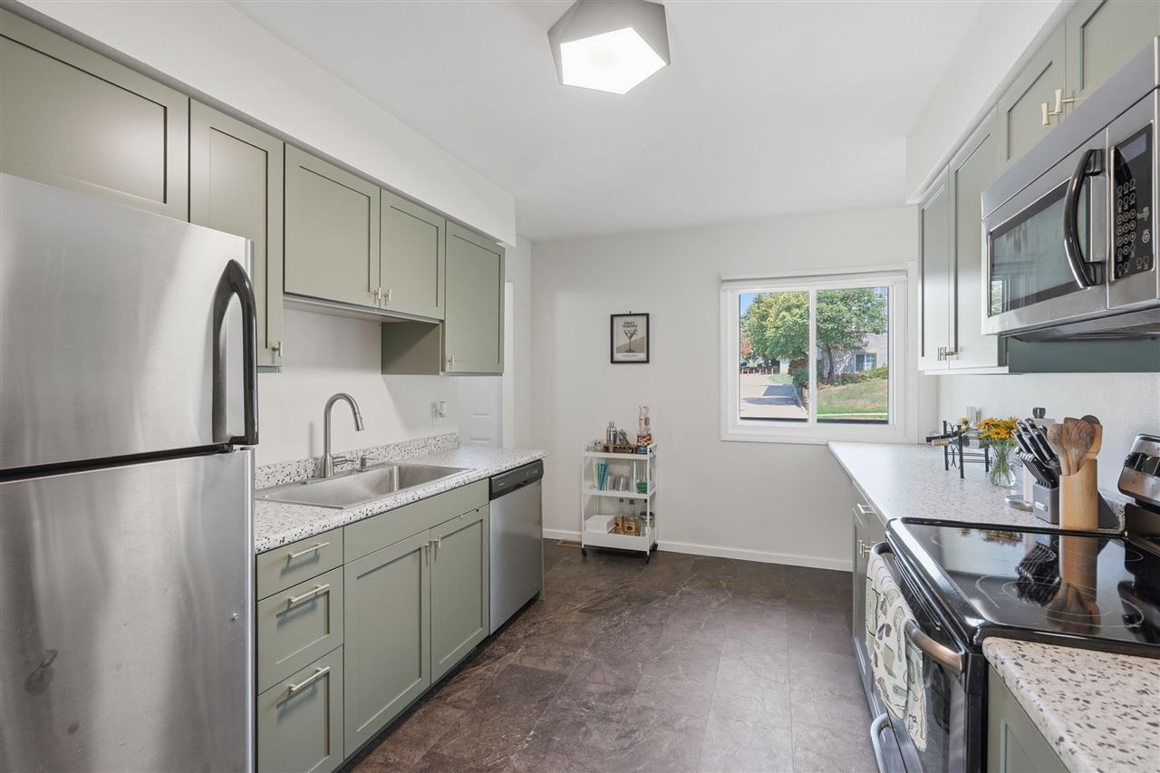 437 Peterson Street Iowa City IA 52245