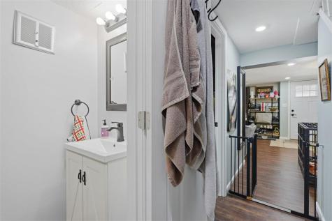 437 Peterson Street Iowa City IA 52245