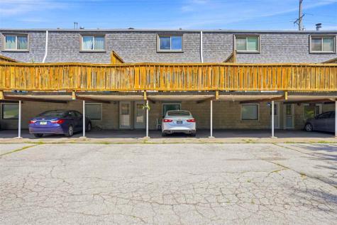 437 Peterson Street Iowa City IA 52245