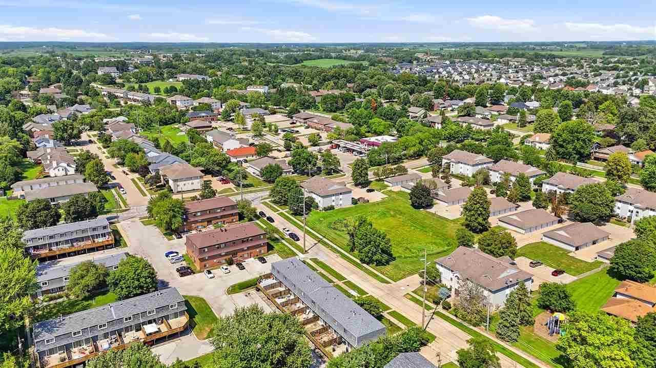437 Peterson Street Iowa City IA 52245
