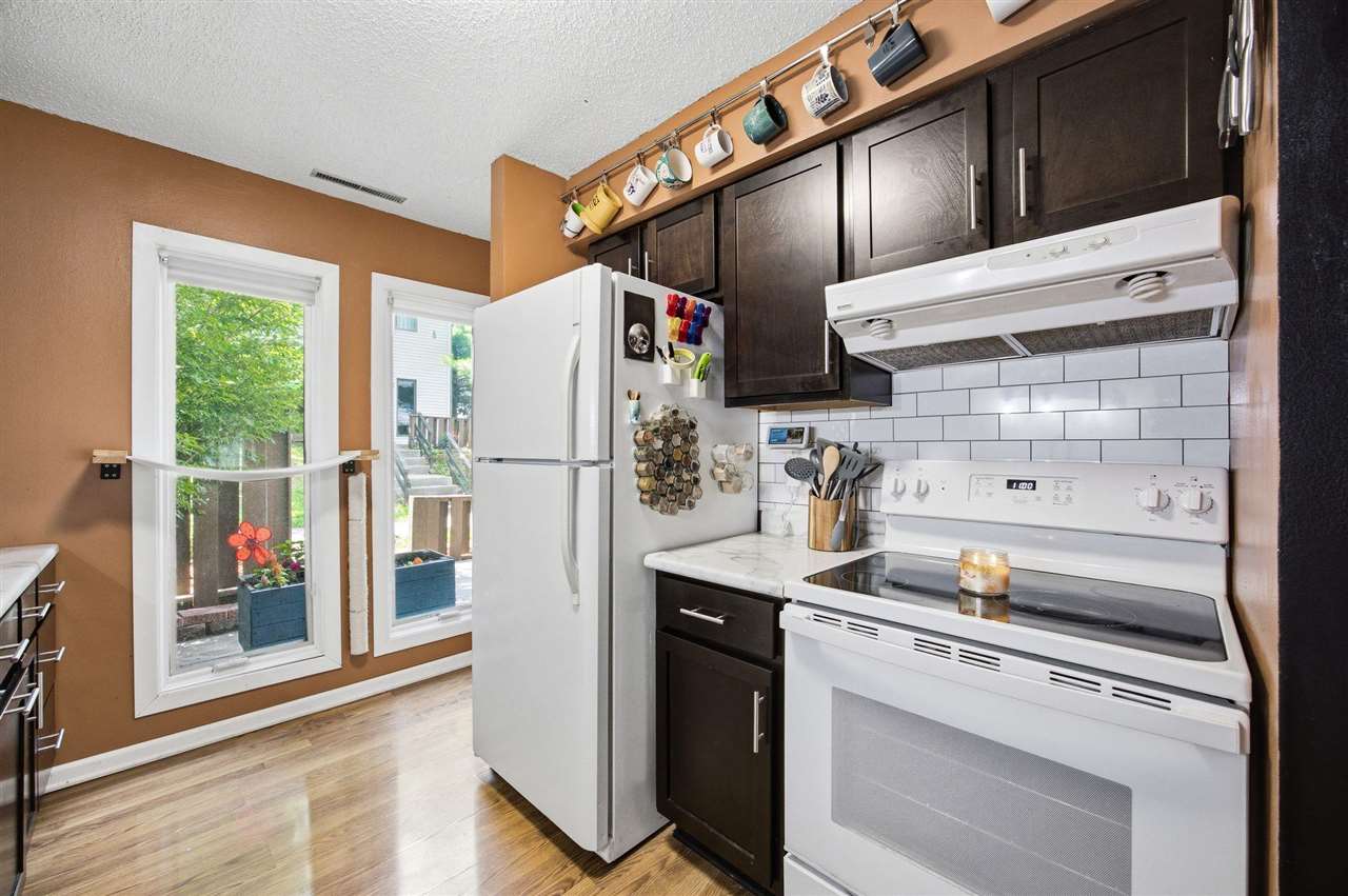 410 Hawaii Court Iowa City IA 52246