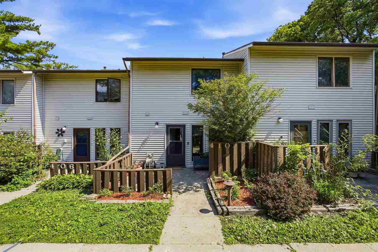 410 Hawaii Court Iowa City IA 52246