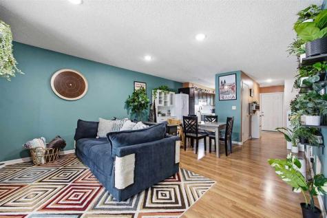 410 Hawaii Court Iowa City IA 52246