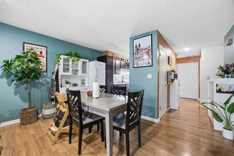 410 Hawaii Court Iowa City IA 52246